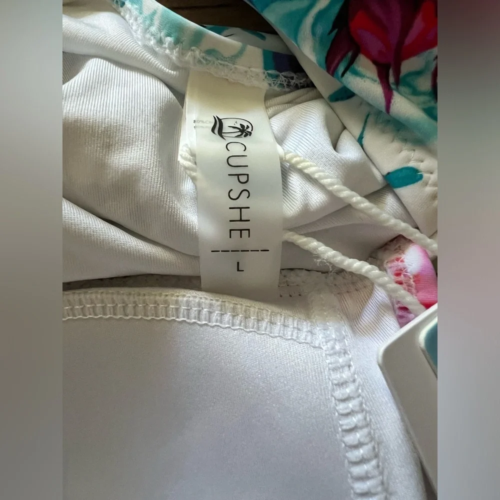 CUPSHE Bold Floral and Stripe Halter
One Piece Swimsuit NWT!! - Picture 8 of 12